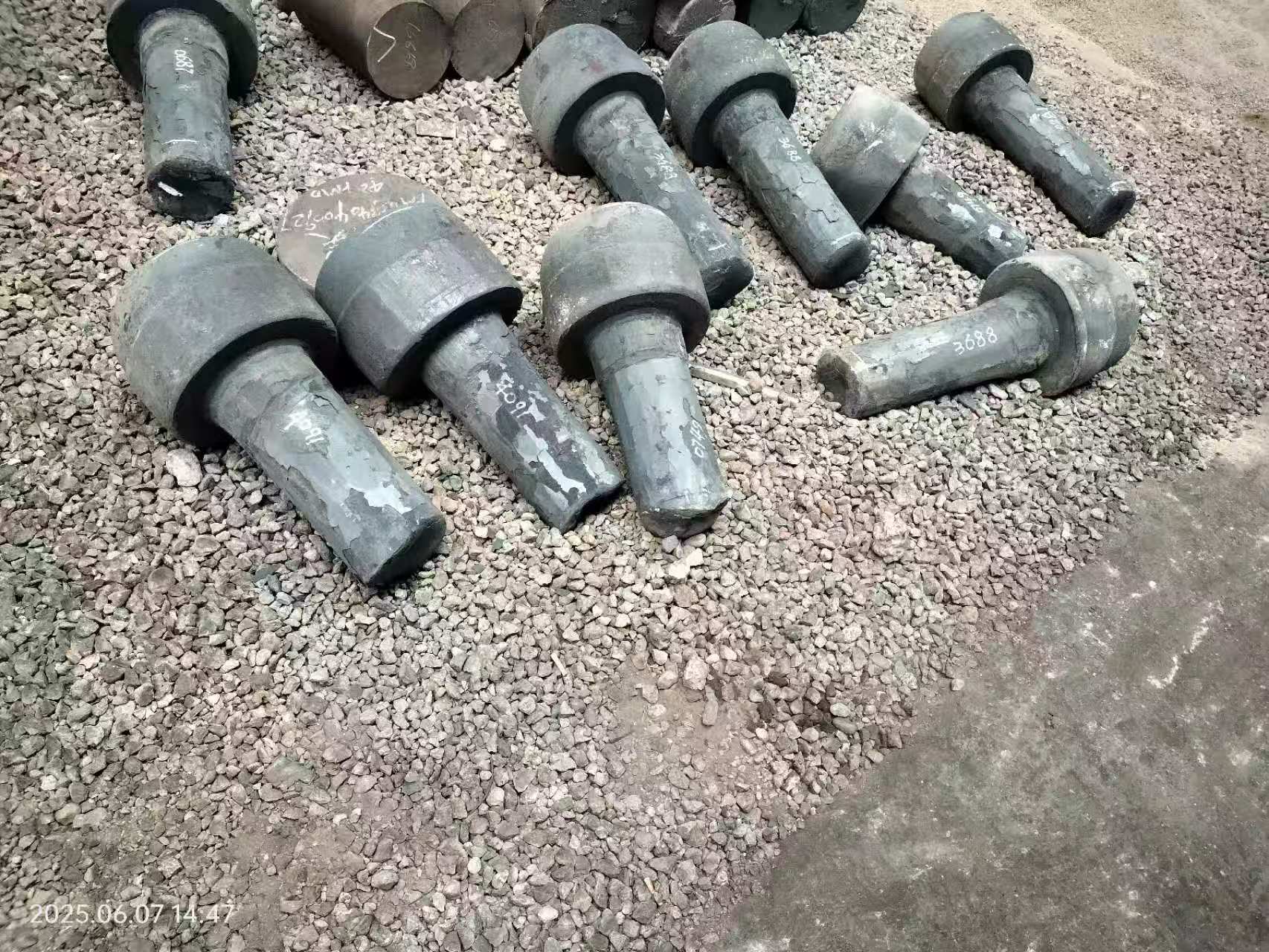 Како да се подобрат перформансите на воздухопловните кованици со контролирање на температурата и притисокот